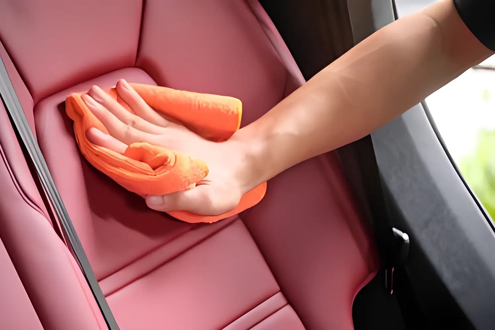 How to clean your car leather seats